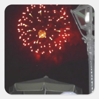 Sticker Carré Feu d'artifice rouge avec image Lamppost