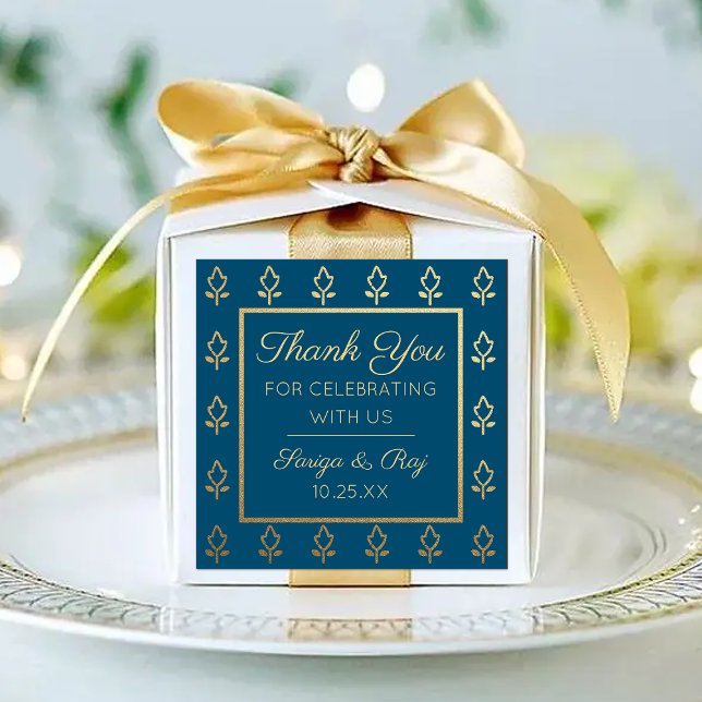 Sticker Carré Gold Parties scintillant Flower Mariage retour Cad (indian wedding favor return gift label stickers, hindu wedding favor, mehndi sangeet favor packaging)