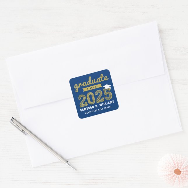 Sticker Carré Gold Sketch Graduate Class Of 2025 Graduation Cap (Enveloppe)