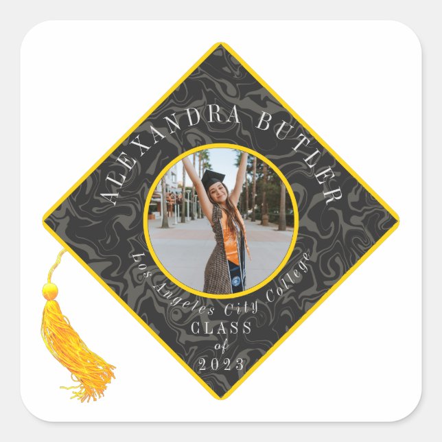Sticker Carré Gold Tassel Classe de script photo de 2023 Graduat (Devant)