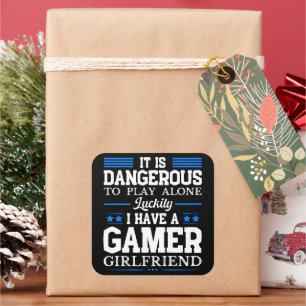 Sticker Carré Heureusement, J'Ai Un Gamer Girlfriend Funny Coupl