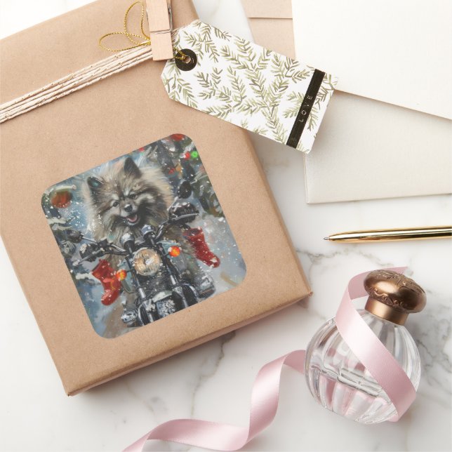 Sticker Carré Keeshond chien équitation moto Noël (Cadeaux)