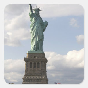 Sticker Carré La statue de la Liberté sur l'île de Liberty à New
