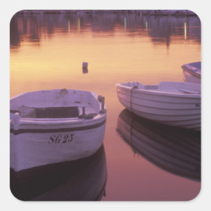 Sticker Carré Lever de soleil sur le port de Stari Grad avec des
