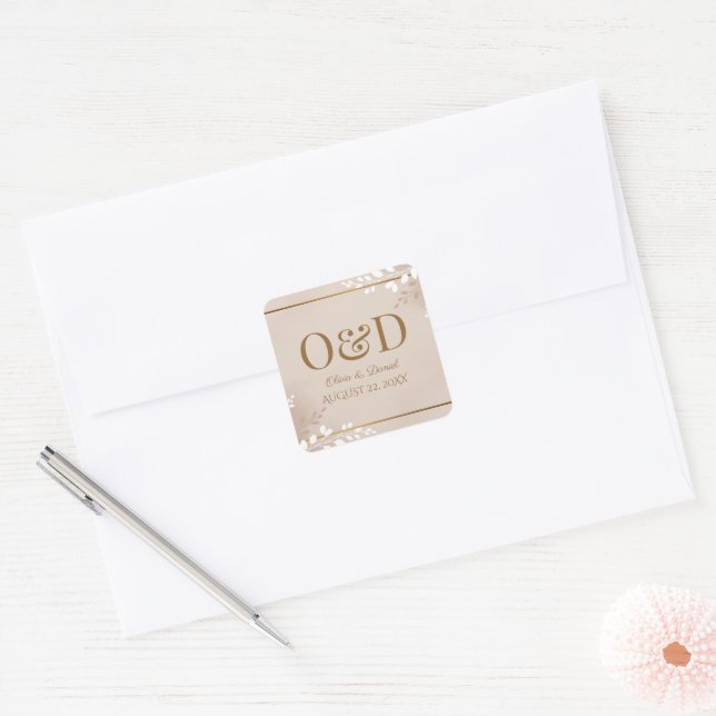 Sticker Carré Modern Luxe Neutral & Gold Monogram Wedding (Enveloppe)