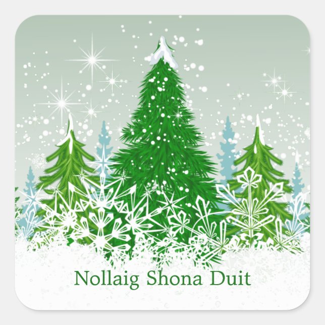 Sticker Carré Noël irlandais, sapins verts enneigés (Devant)