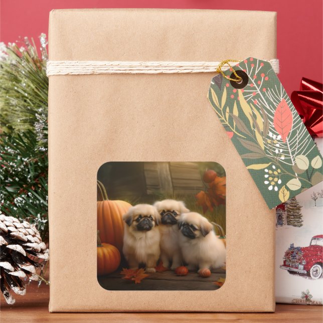 Sticker Carré Pekingese Chiot Automne Citrouille délice (vacances)