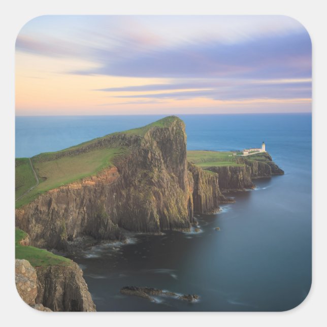 Sticker Carré Phare de Neist Point sur Skye au coucher du soleil (Devant)