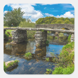 Sticker Carré Pont médiéval en verre au-dessus de la rivière à D