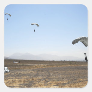 Sticker Carré Pullovers de parachute de chute libre