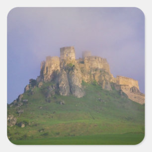 Sticker Carré Spissky hrad dans la brume, Slovaquie