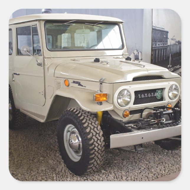 Sticker Carré Toyota Land Cruiser BJ40 (Devant)
