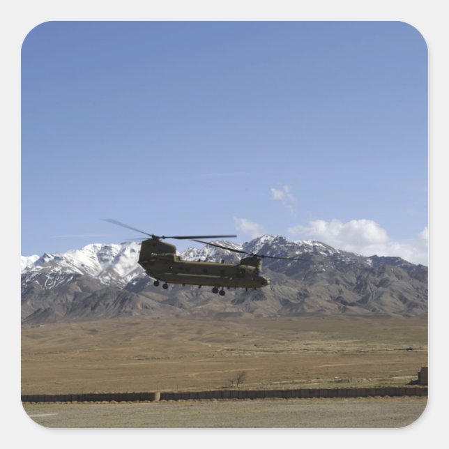 Sticker Carré Un Chinook CH-47 décolle (Devant)