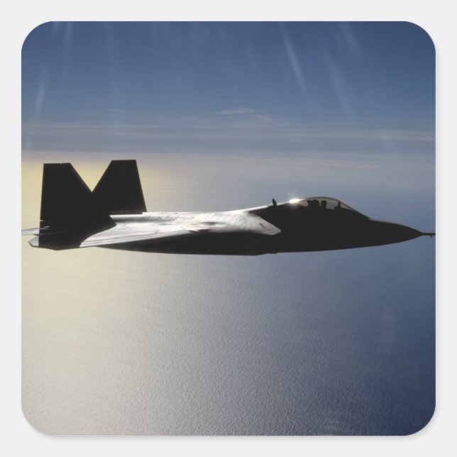 Sticker Carré Un F/A-22 Raptor effectue une mission d'entraîneme (Devant)