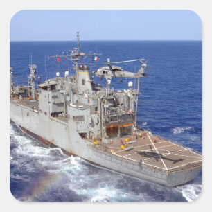 Sticker Carré Un hélicoptère dégage le poste de pilotage