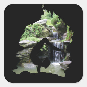 Sticker Carré Yoga dans le jardin japonais (caverne) - ballet,