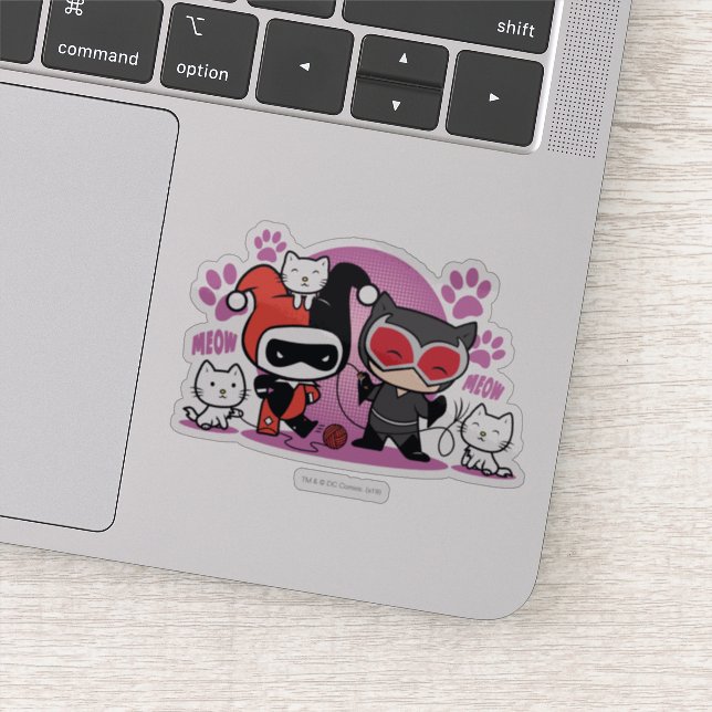 Sticker Chibi Harley Quinn & Chibi Catwoman Avec Chats (Détail)