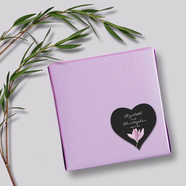 Sticker Cœur Magnolia Floral Wedding Favor sur Noir (Magnolia Floral Wedding Favor Black Heart Shaped Stickers)