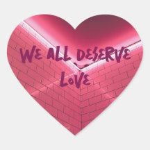 Nous Méritons Tous L'Amour