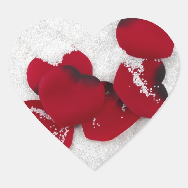 Sticker Cœur Pétales de rose rouge en neige, mariage d'hiver (Devant)