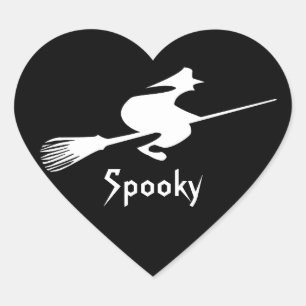 Sticker Cœur Sorcière de Halloween sur l'étiquette noire de