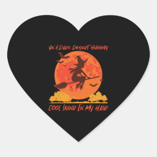 Sticker Cœur sur une route désertique sombre sorcière 1