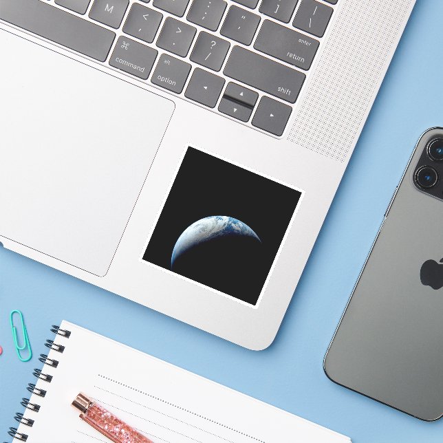 Sticker Crescent Terre De La Mission Apollo 4. (Ordinateur portable avec iPhone)