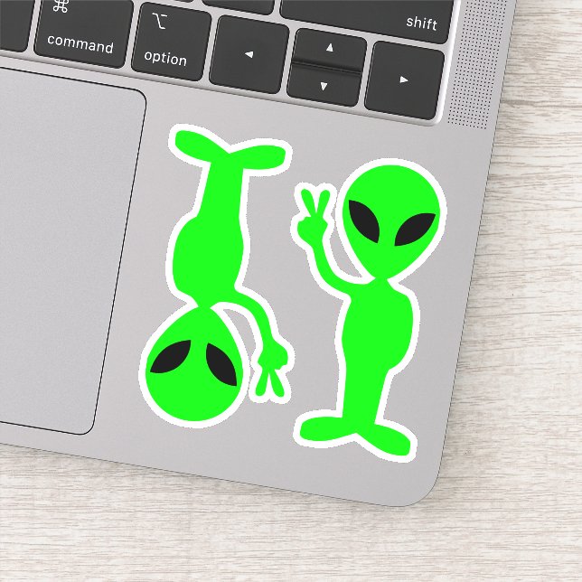 Sticker Deux petits Aliens de paix verts (Détail)