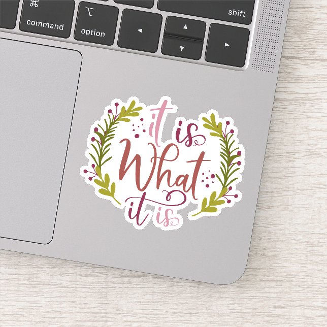 Sticker Drôle Design Avec Un Dit C'Est Ce Qu'Il Est (Détail)