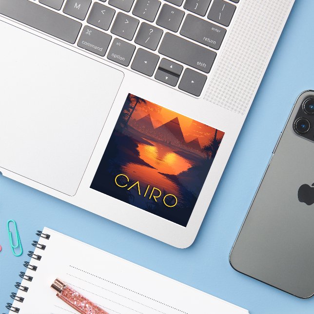 Sticker Égypte Coucher de soleil : Pyramides et rivière du (Ordinateur portable avec iPhone)