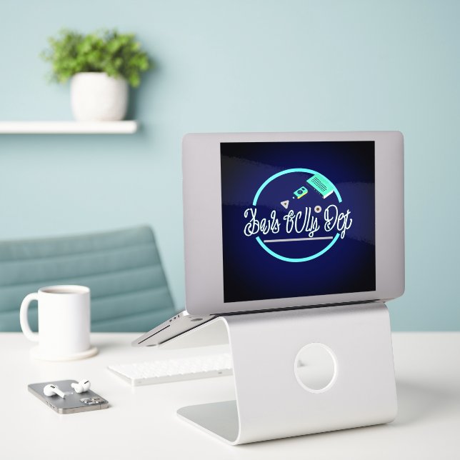 Sticker Fierce Technology Man's Best Friend Art Large 8"x8 (Ordinateur portable sur le bureau)