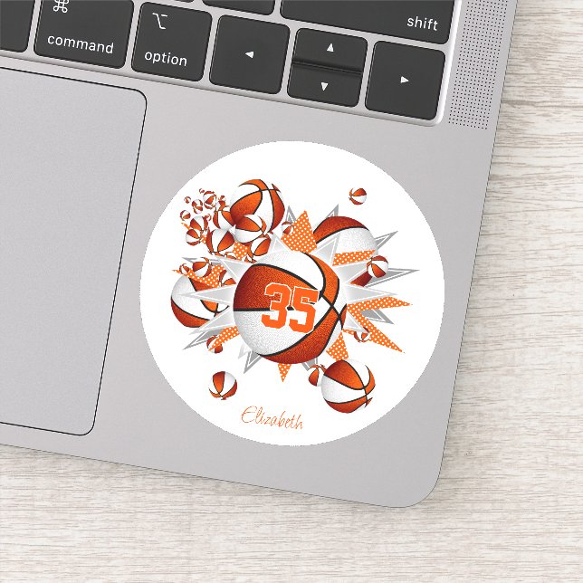 Sticker filles nom sur orange blanc basketballs étoiles (Détail)
