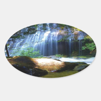 Sticker Ovale Belle Cascade Paysage de la Jungle