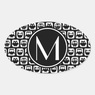 Sticker Ovale Chouette noire et blanche Monogramme personnalisé