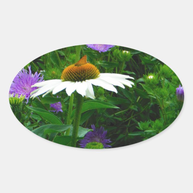 Sticker Ovale Fleur de cône blanc, fleurs pourpres et papillon (Devant)
