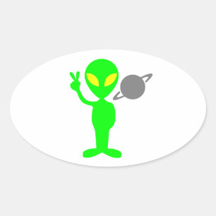 Sticker Ovale Petit Alien vert à côté de la planète Saturne