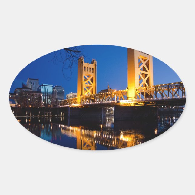Sticker Ovale Tower Bridge - Sacramento, CA (Devant)