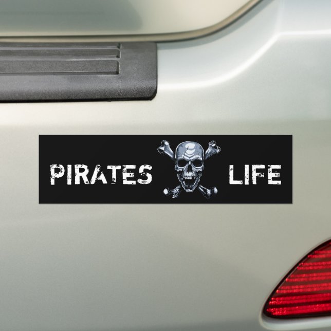 Sticker pare-chocs noir crâne pirate (En voiture)