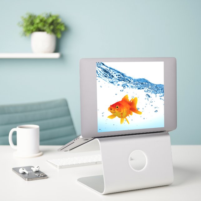 Sticker Poisson réaliste Poisson d'or (Ordinateur portable sur le bureau)