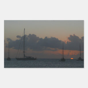 Sticker Rectangulaire Bateaux à voile dans Sunset Tropical Seascape