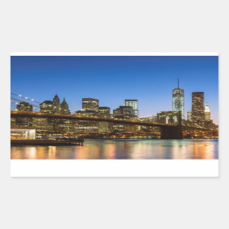 Sticker Rectangulaire Manhattan et Brooklyn Bridge à Dusk
