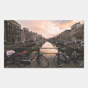Sticker Rectangulaire Vélos au coucher du soleil à Amsterdam