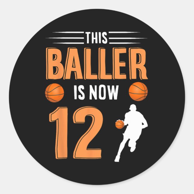 Sticker Rond 12e anniversaire de basketball - Ce joueur est mai (Devant)