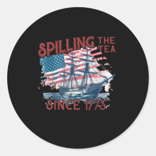 Sticker Rond 4 juillet Drôle De Déverser Le Thé Depuis 1773 Qua