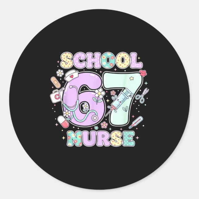 Sticker Rond 67 Meme Funny School Nurse Six Seven Meme Boys Gir (Devant)