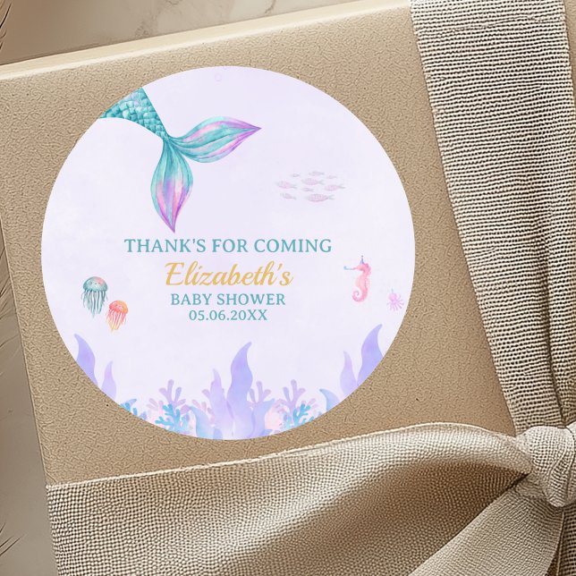 Sticker Rond a Little Mermaid is on her way Girl Baby Shower (Créateur téléchargé)