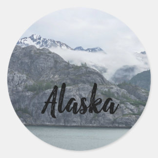 Sticker Rond Alaska Rocky Stone Mountain Vue océan