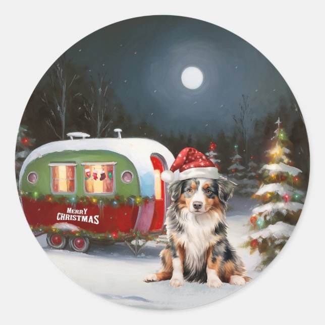 Sticker Rond Australian Shepherd Caravan Christmas Adventure (Devant)