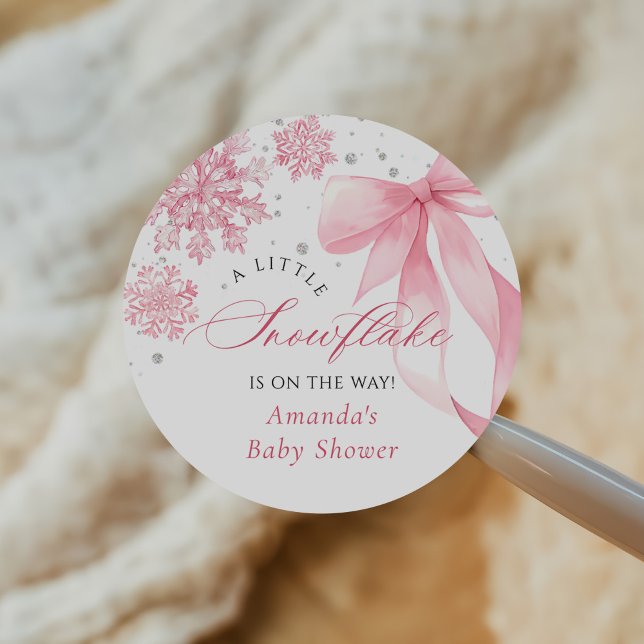 Sticker Rond Baby shower des flocons de neige de Bow rose d'hiv (Créateur téléchargé)