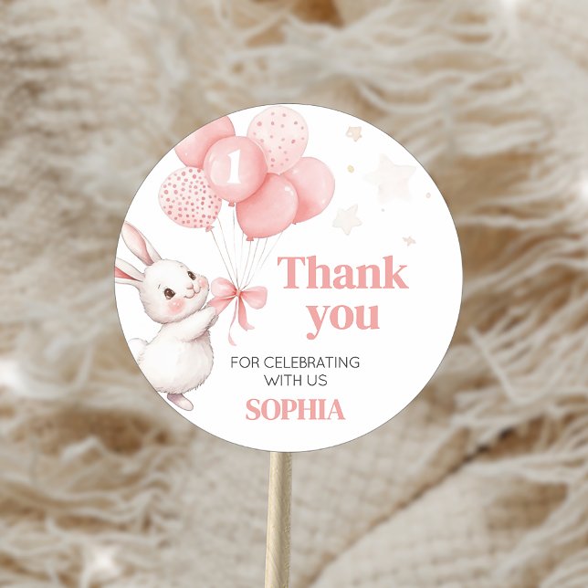 Sticker Rond Balloon de lapin fête d'anniversaire (Some Bunny Pink Bow Balloon Birthday Party Sticker)
